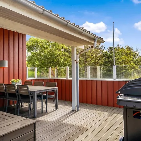 Ani - 700m From The Sea By Interhome
